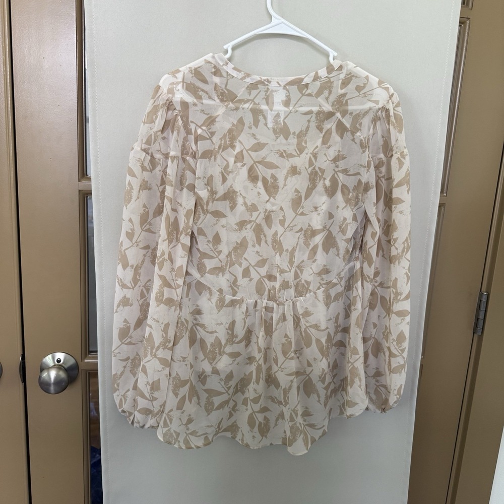 Cabi Womens XS Beige Floral Couplet‎ Long Sleeve V-Neck Blouse Camisole Set - Picture 6 of 9